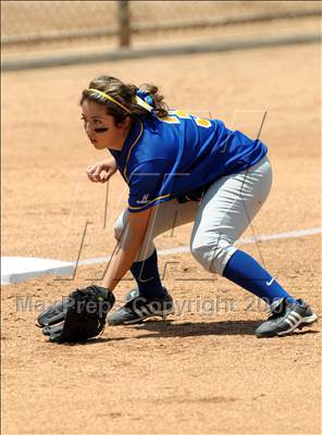 Thumbnail 2 in Bishop Amat vs. Ocean View (CIF SS D4 Final) photogallery.