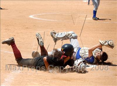 Thumbnail 3 in Bishop Amat vs. Ocean View (CIF SS D4 Final) photogallery.