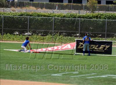 Thumbnail 2 in Bishop Amat vs. Ocean View (CIF SS D4 Final) photogallery.
