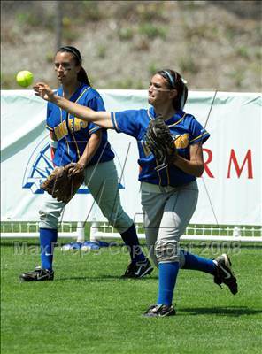 Thumbnail 2 in Bishop Amat vs. Ocean View (CIF SS D4 Final) photogallery.