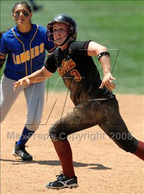 Thumbnail 2 in Bishop Amat vs. Ocean View (CIF SS D4 Final) photogallery.