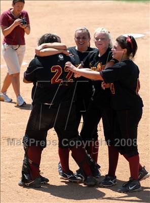 Thumbnail 3 in Bishop Amat vs. Ocean View (CIF SS D4 Final) photogallery.