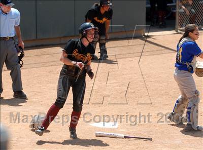 Thumbnail 3 in Bishop Amat vs. Ocean View (CIF SS D4 Final) photogallery.