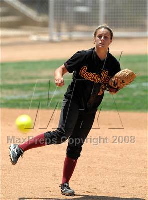 Thumbnail 3 in Bishop Amat vs. Ocean View (CIF SS D4 Final) photogallery.
