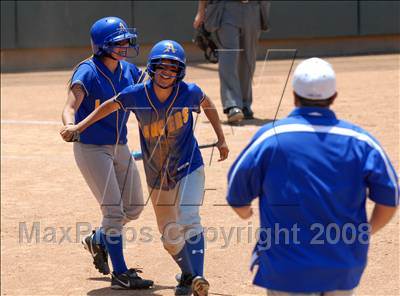 Thumbnail 2 in Bishop Amat vs. Ocean View (CIF SS D4 Final) photogallery.