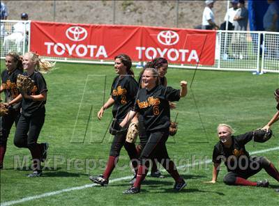 Thumbnail 1 in Bishop Amat vs. Ocean View (CIF SS D4 Final) photogallery.
