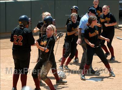 Thumbnail 1 in Bishop Amat vs. Ocean View (CIF SS D4 Final) photogallery.