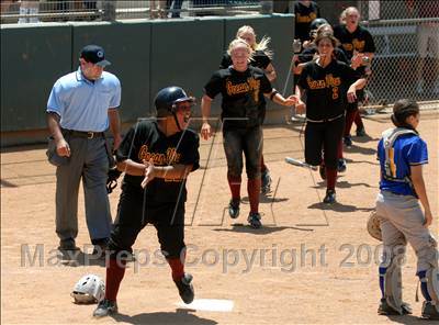 Thumbnail 2 in Bishop Amat vs. Ocean View (CIF SS D4 Final) photogallery.