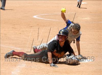 Thumbnail 1 in Bishop Amat vs. Ocean View (CIF SS D4 Final) photogallery.