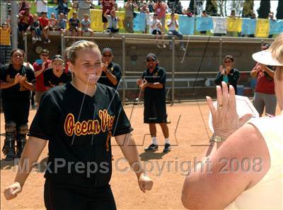 Thumbnail 2 in Bishop Amat vs. Ocean View (CIF SS D4 Final) photogallery.