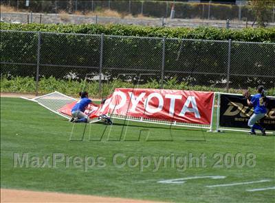 Thumbnail 2 in Bishop Amat vs. Ocean View (CIF SS D4 Final) photogallery.