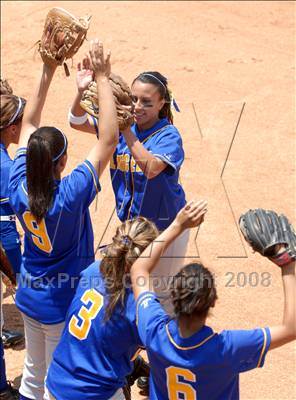 Thumbnail 1 in Bishop Amat vs. Ocean View (CIF SS D4 Final) photogallery.