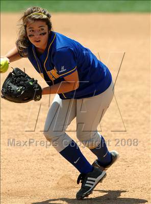 Thumbnail 2 in Bishop Amat vs. Ocean View (CIF SS D4 Final) photogallery.