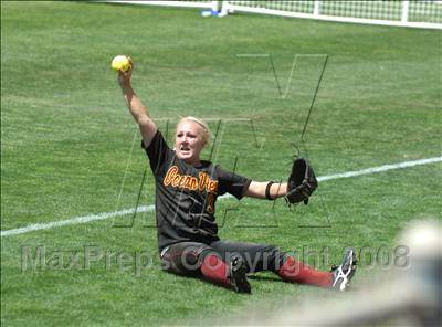 Thumbnail 1 in Bishop Amat vs. Ocean View (CIF SS D4 Final) photogallery.
