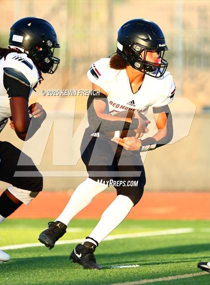 Thumbnail 1 in FR: Red Mountain @ O'Conner photogallery.