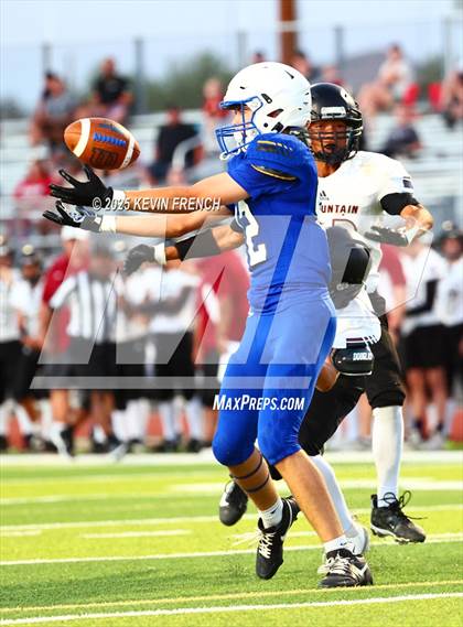 Thumbnail 3 in FR: Red Mountain @ O'Conner photogallery.