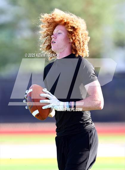 Thumbnail 3 in FR: Red Mountain @ O'Conner photogallery.