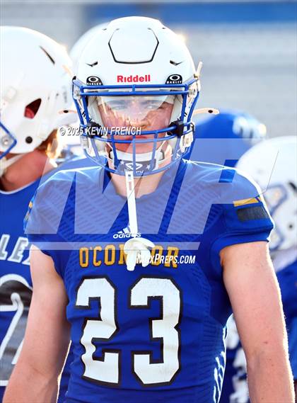 Thumbnail 3 in FR: Red Mountain @ O'Conner photogallery.