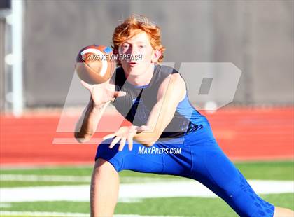 Thumbnail 2 in FR: Red Mountain @ O'Conner photogallery.