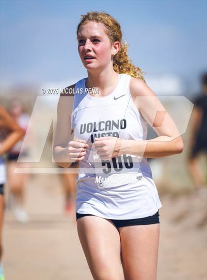 Thumbnail 1 in JV: 2025 APS Metro Championships photogallery.