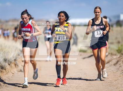 Thumbnail 3 in JV: 2025 APS Metro Championships photogallery.