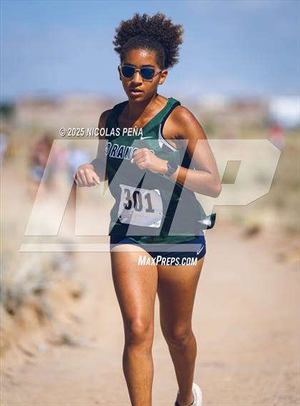 Thumbnail 3 in JV: 2025 APS Metro Championships photogallery.