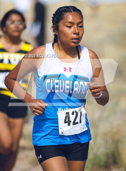 Thumbnail 1 in JV: 2025 APS Metro Championships photogallery.