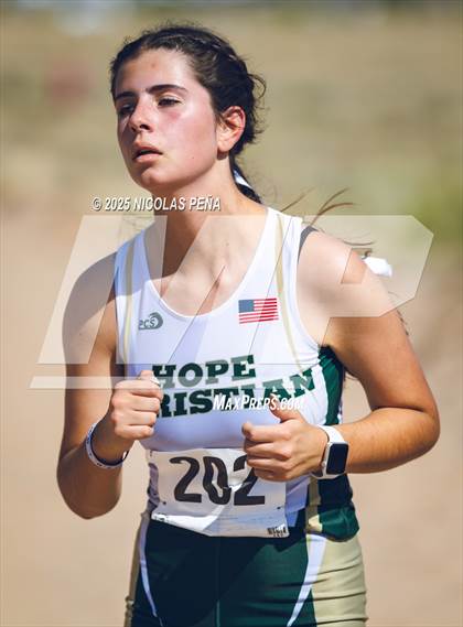 Thumbnail 2 in JV: 2025 APS Metro Championships photogallery.