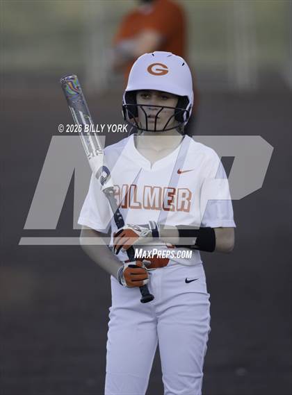 Thumbnail 3 in Van vs Gilmer photogallery.