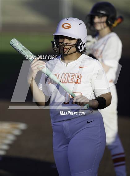 Thumbnail 3 in Van vs Gilmer photogallery.