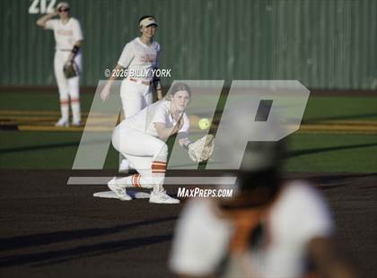 Thumbnail 1 in Van vs Gilmer photogallery.