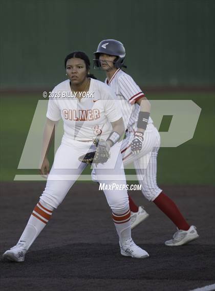 Thumbnail 3 in Van vs Gilmer photogallery.