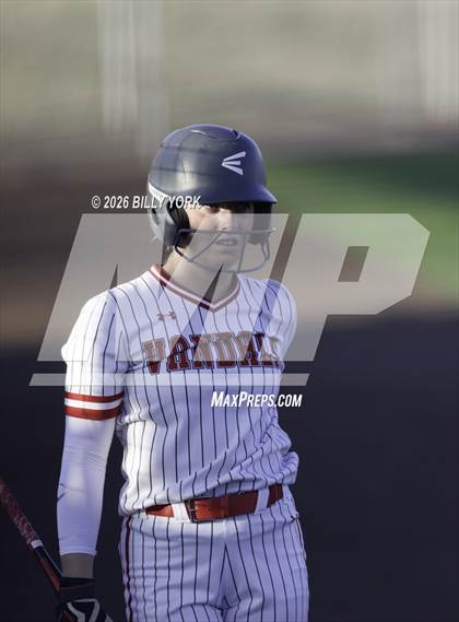 Thumbnail 2 in Van vs Gilmer photogallery.