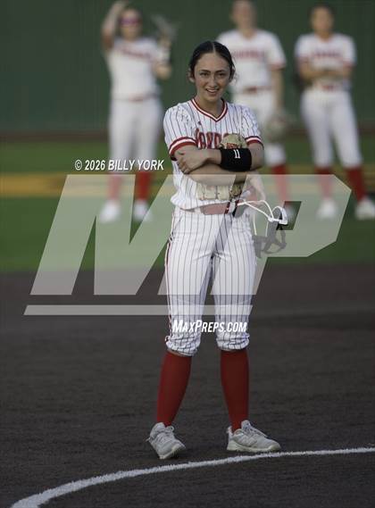 Thumbnail 2 in Van vs Gilmer photogallery.