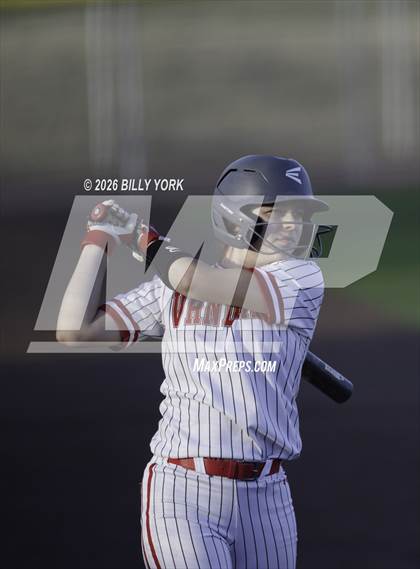 Thumbnail 3 in Van vs Gilmer photogallery.