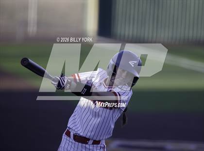 Thumbnail 3 in Van vs Gilmer photogallery.