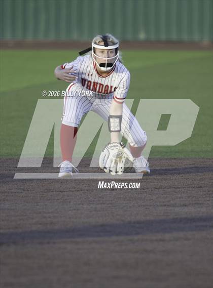 Thumbnail 1 in Van vs Gilmer photogallery.