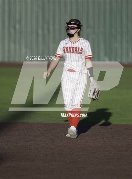 Thumbnail 2 in Van vs Gilmer photogallery.