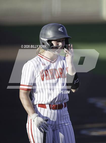 Thumbnail 1 in Van vs Gilmer photogallery.