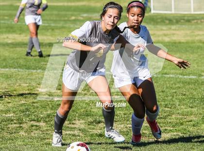Thumbnail 2 in St. Anthony vs Francis Parker (Ontario Christian Tournament) photogallery.