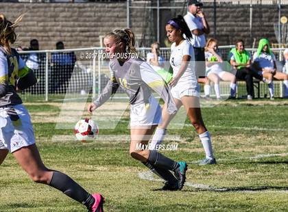 Thumbnail 1 in St. Anthony vs Francis Parker (Ontario Christian Tournament) photogallery.