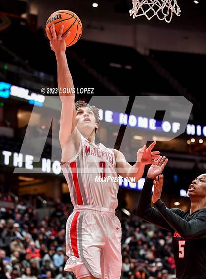 Thumbnail 1 in Etiwanda vs. Mater Dei (CIF SS DIV 1 Championship) photogallery.
