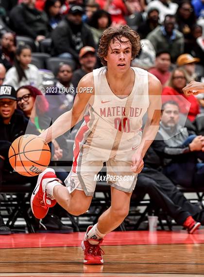 Thumbnail 1 in Etiwanda vs. Mater Dei (CIF SS DIV 1 Championship) photogallery.