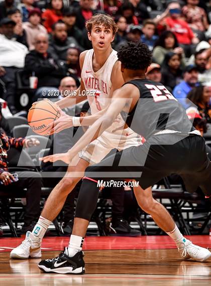 Thumbnail 2 in Etiwanda vs. Mater Dei (CIF SS DIV 1 Championship) photogallery.