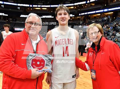 Thumbnail 2 in Etiwanda vs. Mater Dei (CIF SS DIV 1 Championship) photogallery.