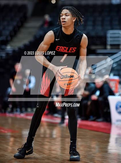 Thumbnail 3 in Etiwanda vs. Mater Dei (CIF SS DIV 1 Championship) photogallery.