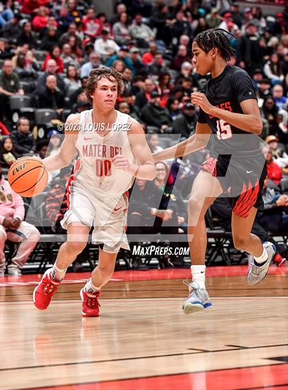 Thumbnail 3 in Etiwanda vs. Mater Dei (CIF SS DIV 1 Championship) photogallery.