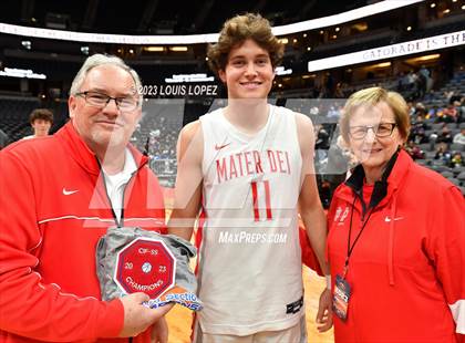 Thumbnail 2 in Etiwanda vs. Mater Dei (CIF SS DIV 1 Championship) photogallery.