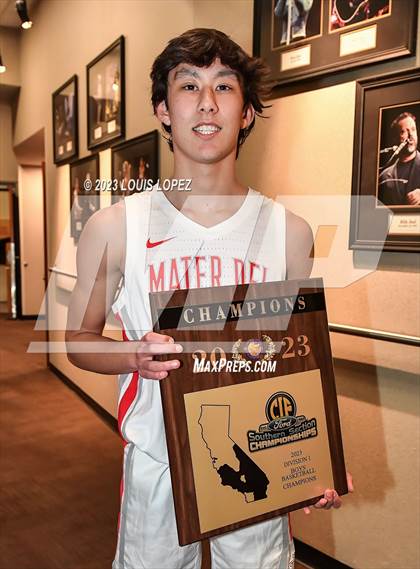 Thumbnail 1 in Etiwanda vs. Mater Dei (CIF SS DIV 1 Championship) photogallery.