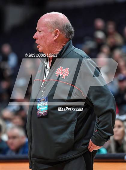 Thumbnail 2 in Etiwanda vs. Mater Dei (CIF SS DIV 1 Championship) photogallery.